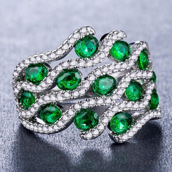 "925 Silver Plated Stylish Green Cubic Zirconia Diamond Ring, FB16FA1102 - Picture 1 of 4
